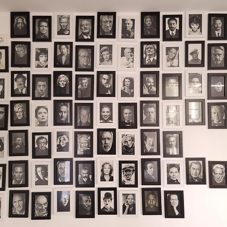 The Actors Studio Tirana Exterior foto